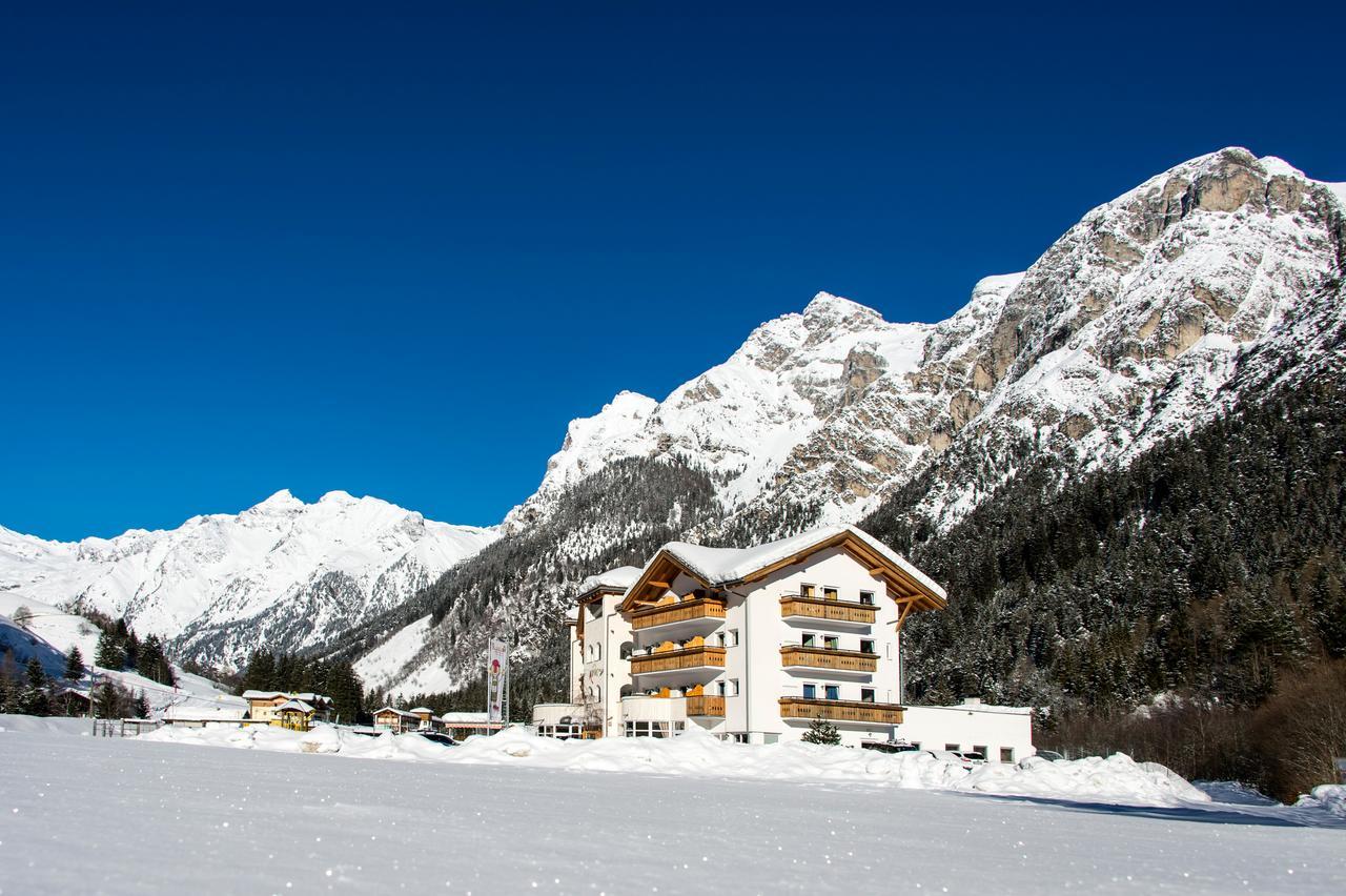 Hotel Alpin Colle Isarco Ngoại thất bức ảnh